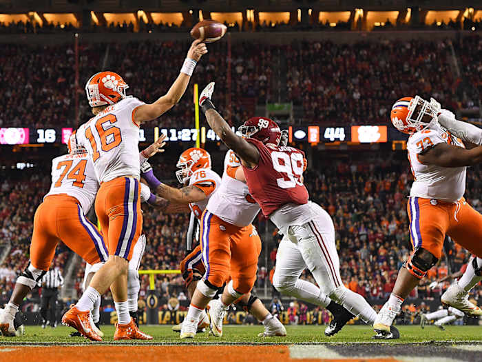 clemson-trevor-lawrence-qb-inline.jpg